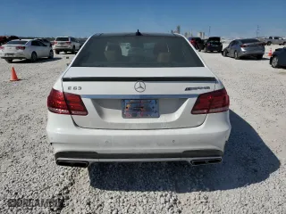 2015 Mercedes-Benz E-Class E 63 AMG S-Model with VIN WDDHF7GB5FB114581, listed as a Copart auction lot 43539674 with 89,327 mi miles. Bid and sale history available at carsss.com. Image 6.