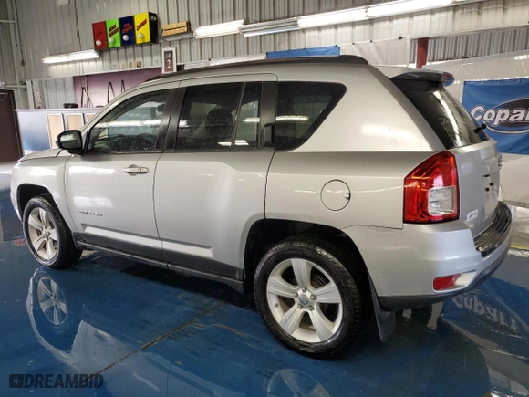 2012 Jeep Compass Latitude with VIN 1C4NJCEB4CD636707, listed as a Copart auction lot 80310414 with 90,741 mi miles and Clean Title. Bid and sale history available at carsss.com. Image 2.