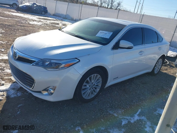 2014 Toyota Avalon Hybrid Limited with VIN 4T1BD1EB5EU021998, listed as a IAAI auction lot 40994177 with 108,690 mi miles. Bid and sale history available at carsss.com. Image 18.