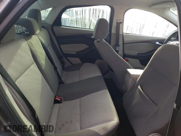 2014 Ford Focus SE with VIN 1FADP3F24EL312227, listed as a Copart auction lot 49362155 with 195,440 mi miles and Clean Title. Bid and sale history available at carsss.com. Image 10.