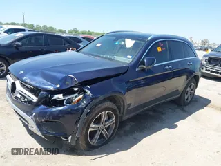 2019 Mercedes-Benz GLC 300 with VIN WDC0G4JB2KV183985, listed as a IAAI auction lot 42004134 with Not provided miles and . Bid and sale history available at DreamBid. Image 17.