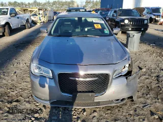 2016 Chrysler 300 Limited with VIN 2C3CCARG4GH344211, listed as a Copart auction lot 82223934 with 88,347 mi miles and Salvage Title. Bid and sale history available at DreamBid. Image 5.