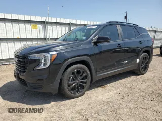 2022 GMC Terrain SLE z VIN 3GKALMEV1NL267718, wystawiony jako Copart lot #51453475 z przebiegiem Nie podano mil oraz Szkoda całkowita • Salvage title. Historia ofert i sprzedaży dostępna na DreamBid. Obrazek 1.