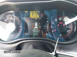2022 Dodge Challenger GT z VIN 2C3CDZJG8NH164430, wystawiony jako IAAI lot #42009482 z przebiegiem 56 113 mil mil oraz . Historia ofert i sprzedaży dostępna na DreamBid. Obrazek 7.