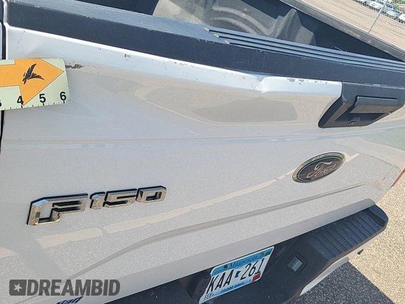 2017 Ford F-150 XL with VIN 1FTEX1EP3HKC76119, listed as a IAAI auction lot 42844369 with 193,396 mi miles and . Bid and sale history available at DreamBid. Image 39.
