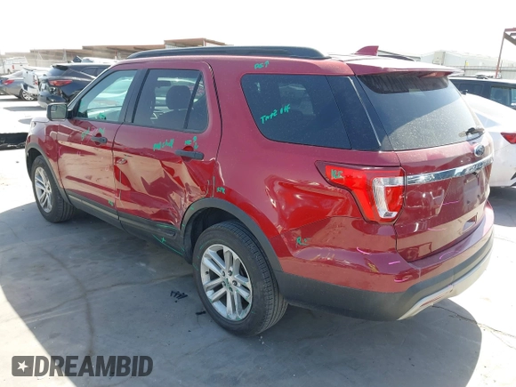 2017 Ford Explorer with VIN 1FM5K8B85HGB77093, listed as a IAAI auction lot 41845688 with 124,275 mi miles and . Bid and sale history available at DreamBid. Image 3.