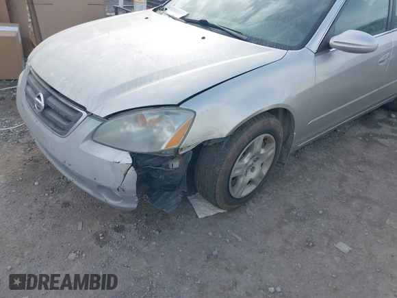2002 Nissan Altima S with VIN 1N4AL11D62C136823, listed as a IAAI auction lot 41625439 with 201,269 mi miles. Bid and sale history available at carsss.com. Image 6.