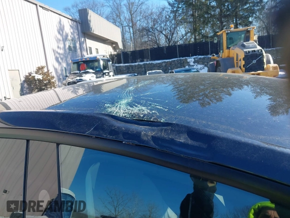 2025 Tesla Model Y Long Range with VIN 7SAYGDED0SF256230, listed as a IAAI auction lot 41356520 with 262 mi miles and . Bid and sale history available at DreamBid. Image 21.