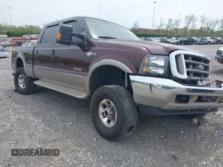 2004 Ford Super Duty F-250 XL with VIN 1FTNW21P04EC03717, listed as a IAAI auction lot 42034151 with 253,006 mi miles. Bid and sale history available at carsss.com. Image 1.