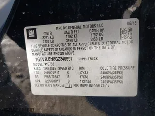 2016 GMC Sierra 1500 with VIN 1GTV2LEH8GZ340597, listed as a IAAI auction lot 41431161 with 109,187 mi miles. Bid and sale history available at carsss.com. Image 9.