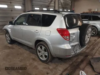 2008 Toyota RAV4 Sport with VIN JTMZD32V685079551, listed as a IAAI auction lot 41675514 with 255,811 mi miles and . Bid and sale history available at DreamBid. Image 3.