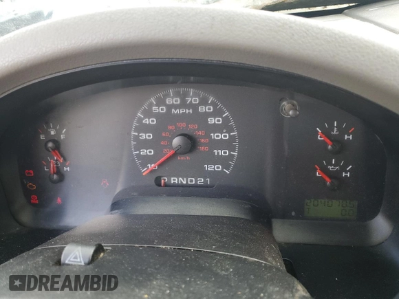 2007 Ford F-150 XL with VIN 1FTRF12217NA15470, listed as a Copart auction lot 55898825 with 204,078 mi miles and Clean title. Bid and sale history available at DreamBid. Image 9.