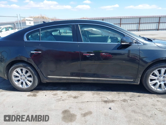 2013 Buick LaCrosse Leather with VIN 1G4GC5ER4DF256294, listed as a IAAI auction lot 41924078 with 158,402 mi miles. Bid and sale history available at carsss.com. Image 13.