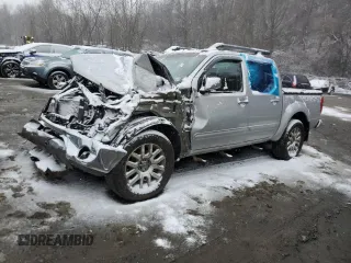 2012 Nissan Frontier Pro-4X z VIN 1N6AD0EV6CC484043, wystawiony jako Copart lot #85706844 z przebiegiem Nie podano mil oraz Szkoda całkowita • Salvage title. Historia ofert i sprzedaży dostępna na DreamBid. Obrazek 1.