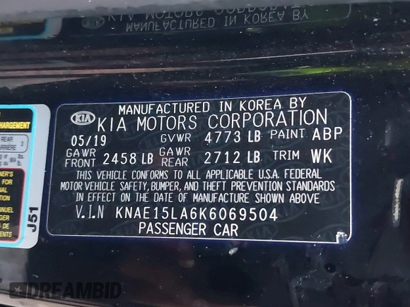 2019 Kia Stinger with VIN KNAE15LA6K6069504, listed as a IAAI auction lot 41031373 with 81,577 mi miles. Bid and sale history available at carsss.com. Image 9.