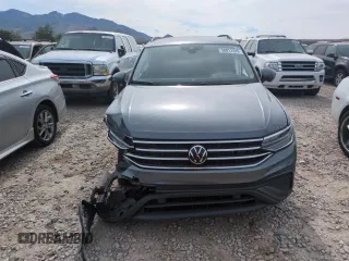 2024 Volkswagen Tiguan S with VIN 3VVFB7AXXRM109652, listed as a Copart auction lot 58813325 with 18,850 mi miles and Salvage title. Bid and sale history available at DreamBid. Image 5.