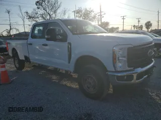 2024 Ford Super Duty F-250 SRW XL with VIN 1FT7W2BA8RED42634, listed as a Copart auction lot 88526935 with 8,667 mi miles and Non Repairable. Bid and sale history available at carsss.com. Image 4.