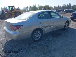 2003 Lexus ES with VIN JTHBF30G836006554, listed as a IAAI auction lot 42098937 with 176,516 mi miles. Bid and sale history available at carsss.com. Image 4.
