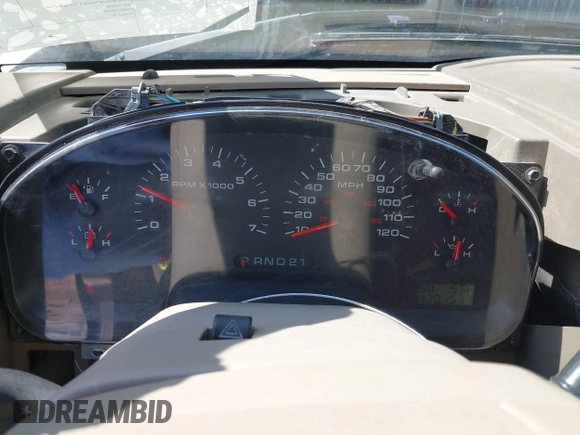 2005 Ford F-150 XLT with VIN 1FTPX14525NA78019, listed as a IAAI auction lot 41932381 with 170,153 mi miles. Bid and sale history available at carsss.com. Image 7.