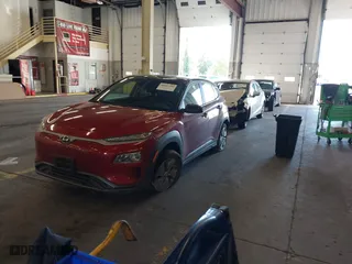 2021 Hyundai Kona Electric SEL with VIN KM8K23AG3MU133863, listed as a IAAI auction lot 40587386 with 16,818 mi miles. Bid and sale history available at carsss.com. Image 24.