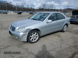 2001 Mercedes-Benz C 230/260/280/320 with VIN WDBRF61J31F065177, listed as a Copart auction lot 47921885 with 102,163 mi miles and Salvage Title. Bid and sale history available at DreamBid. Image 1.