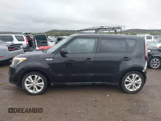 2015 Kia Soul + with VIN KNDJP3A58F7779613, listed as a IAAI auction lot 41944453 with 196,196 mi miles. Bid and sale history available at carsss.com. Image 15.