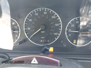 2003 Mercedes-Benz M 350 с VIN 4JGAB57E53A421378, выставлен на аукционе IAAI как лот 42193040 с пробегом 185 719 миль миль и . История ставок и продаж доступна на DreamBid. Изображение 7.