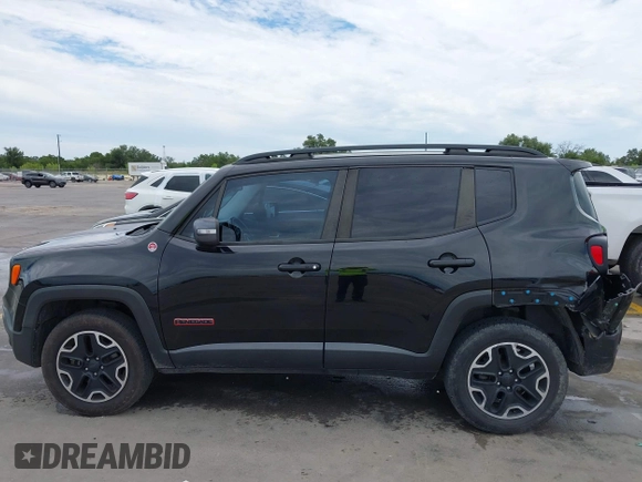 2016 Jeep Renegade Trailhawk with VIN ZACCJBCT2GPD27483, listed as a IAAI auction lot 42818326 with 123,039 mi miles and . Bid and sale history available at DreamBid. Image 14.