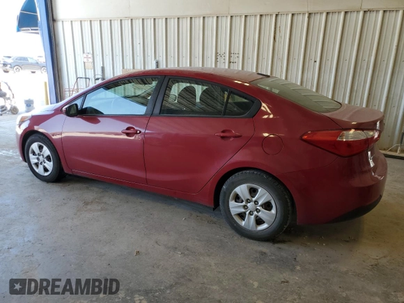 2016 Kia Forte LX z VIN KNAFK4A63G5608426, wystawiony jako Copart lot #52648645 z przebiegiem 105 722 mil mil oraz Czysty tytuł • Clean title. Historia ofert i sprzedaży dostępna na DreamBid. Obrazek 2.