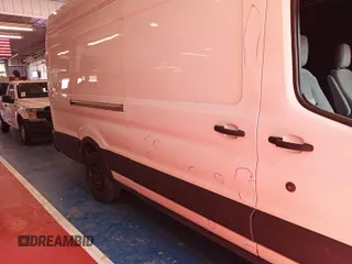 2019 Ford Transit с VIN 1FTBW3XM1KKA29208, выставлен на аукционе IAAI как лот 42631265 с пробегом 215 367 миль миль и . История ставок и продаж доступна на DreamBid. Изображение 51.