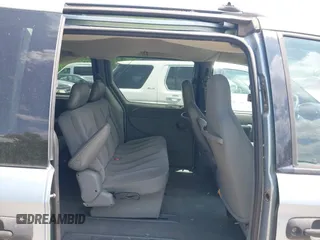 2005 Dodge Caravan SE z VIN 1D4GP24RX5B126816, wystawiony jako IAAI lot #42249235 z przebiegiem 152 638 mil mil oraz . Historia ofert i sprzedaży dostępna na DreamBid. Obrazek 8.