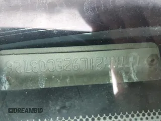 2002 Ford F-250 XL z VIN 1FTNW21L92EC03726, wystawiony jako IAAI lot #41860963 z przebiegiem 201 404 mil mil oraz . Historia ofert i sprzedaży dostępna na DreamBid. Obrazek 9.