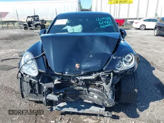 2013 Porsche Cayenne с VIN WP1AA2A21DLA02081, выставлен на аукционе IAAI как лот 42559417 с пробегом 81 413 миль миль и . История ставок и продаж доступна на DreamBid. Изображение 13.