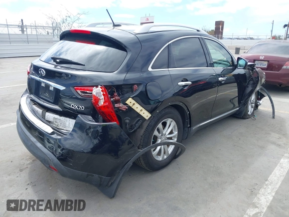 2014 Infiniti QX70 z VIN JN8CS1MW6EM410091, wystawiony jako IAAI lot #41896327 z przebiegiem 139 021 mil mil oraz . Historia ofert i sprzedaży dostępna na DreamBid. Obrazek 4.