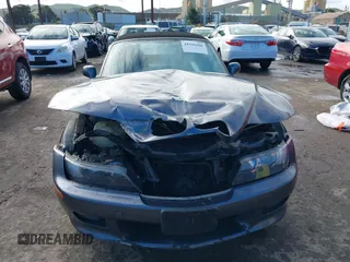 2000 BMW Z3 2.8 with VIN 4USCH3344YLF71259, listed as a IAAI auction lot 41516206 with 95,988 mi miles and . Bid and sale history available at DreamBid. Image 12.