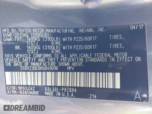 2017 Toyota Sienna XLE Auto Access Seat with VIN 5TDYZ3DC9HS849096, listed as a IAAI auction lot 41647066 with 92,197 mi miles. Bid and sale history available at carsss.com. Image 9.