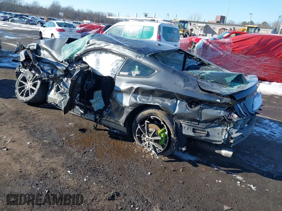 2018 Ford Mustang EcoBoost with VIN 1FA6P8TH0J5137729, listed as a IAAI auction lot 41379739 with Not Provided miles and . Bid and sale history available at carsss.com. Image 3.