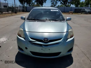 2008 Toyota Yaris z VIN JTDBT923081196877, wystawiony jako Copart lot #58261635 z przebiegiem 131 135 mil mil oraz Szkoda całkowita • Salvage title. Historia ofert i sprzedaży dostępna na DreamBid. Obrazek 5.