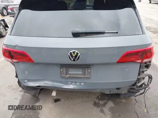 2022 Volkswagen Taos SE z VIN 3VVRX7B21NM007085, wystawiony jako IAAI lot #42018520 z przebiegiem 27 904 mil mil oraz . Historia ofert i sprzedaży dostępna na DreamBid. Obrazek 6.