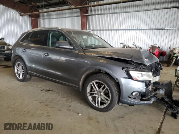 2014 Audi Q5 Premium Plus with VIN WA1LFAFP8EA060500, listed as a Copart auction lot 62337165 with 97,598 mi miles and Salvage title. Bid and sale history available at DreamBid. Image 4.