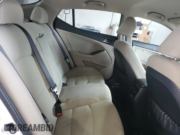 2013 Kia Optima EX z VIN KNAGM4AD4D5045301, wystawiony jako Copart lot #56340635 z przebiegiem 136 550 mil mil oraz Szkoda całkowita • Salvage title. Historia ofert i sprzedaży dostępna na DreamBid. Obrazek 10.