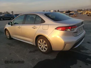 2022 Toyota Corolla LE with VIN JTDEPMAE5NJ227723, listed as a Copart auction lot 83237564 with 38,831 mi miles and Salvage Title. Bid and sale history available at carsss.com. Image 2.