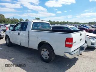 2004 Ford F-150 STX with VIN 1FTRX12WX4NC40353, listed as a IAAI auction lot 40627890 with 258,495 mi miles. Bid and sale history available at carsss.com. Image 3.