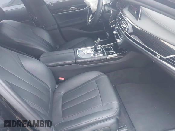 2017 BMW 7 Series 740i с VIN WBA7E2C59HG740083, выставлен на аукционе IAAI как лот 41923621 с пробегом 115 591 миль миль и . История ставок и продаж доступна на DreamBid. Изображение 5.