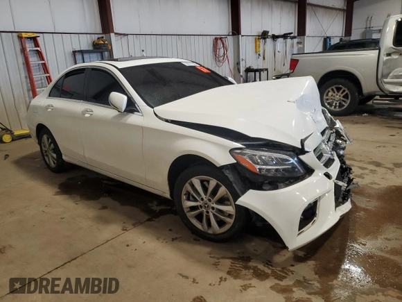 2019 Mercedes-Benz C 300 z VIN WDDWF8EB2KR483254, wystawiony jako Copart lot #56317625 z przebiegiem Nie podano mil oraz Szkoda całkowita • Salvage title. Historia ofert i sprzedaży dostępna na DreamBid. Obrazek 4.