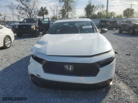 2024 Honda Accord Hybrid Sport-L with VIN 1HGCY2F71RA017999, listed as a Copart auction lot 41873325 with 9,421 mi miles and Salvage Title. Bid and sale history available at carsss.com. Image 5.