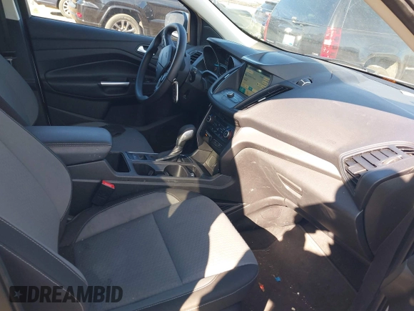 2019 Ford Escape SE with VIN 1FMCU9GD6KUA69877, listed as a IAAI auction lot 41826062 with 41,083 mi miles. Bid and sale history available at carsss.com. Image 5.