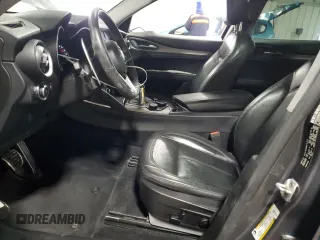 2019 Alfa Romeo Stelvio z VIN ZASPAKAN2K7C32117, wystawiony jako Copart lot #41795675 z przebiegiem 90 124 mil mil oraz Szkoda całkowita • Salvage title. Historia ofert i sprzedaży dostępna na DreamBid. Obrazek 7.