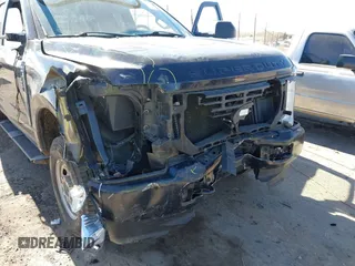 2023 Ford F-250 XL with VIN 1FT7X2BA0PEC77885, listed as a IAAI auction lot 41467085 with 36,280 mi miles and . Bid and sale history available at DreamBid. Image 6.