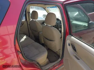 2005 Ford Escape XLT with VIN 1FMYU931X5KD39419, listed as a IAAI auction lot 41778160 with 37,234 mi miles. Bid and sale history available at carsss.com. Image 8.
